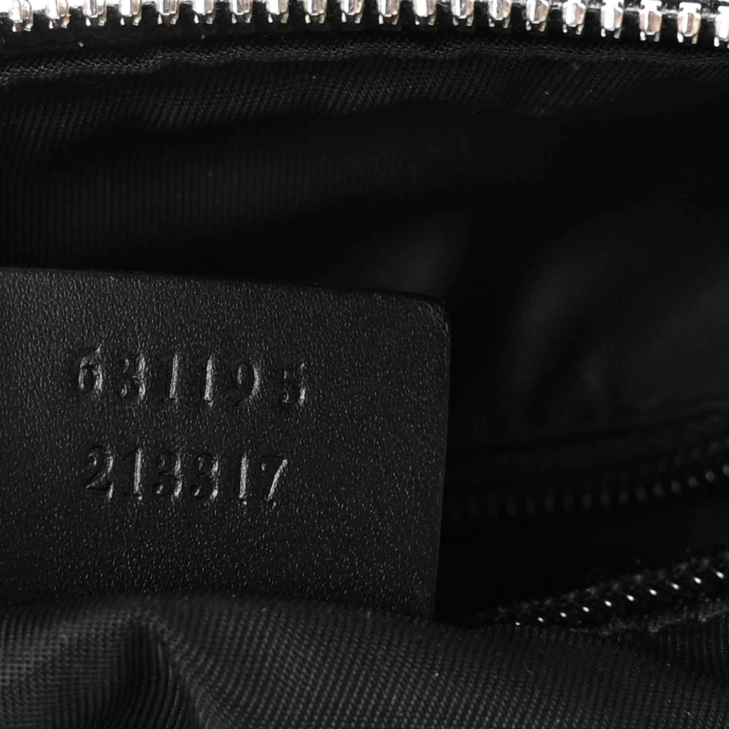 Gucci Techno Canvas Selleria Calfskin Web Small Flat Messenger Bag Black