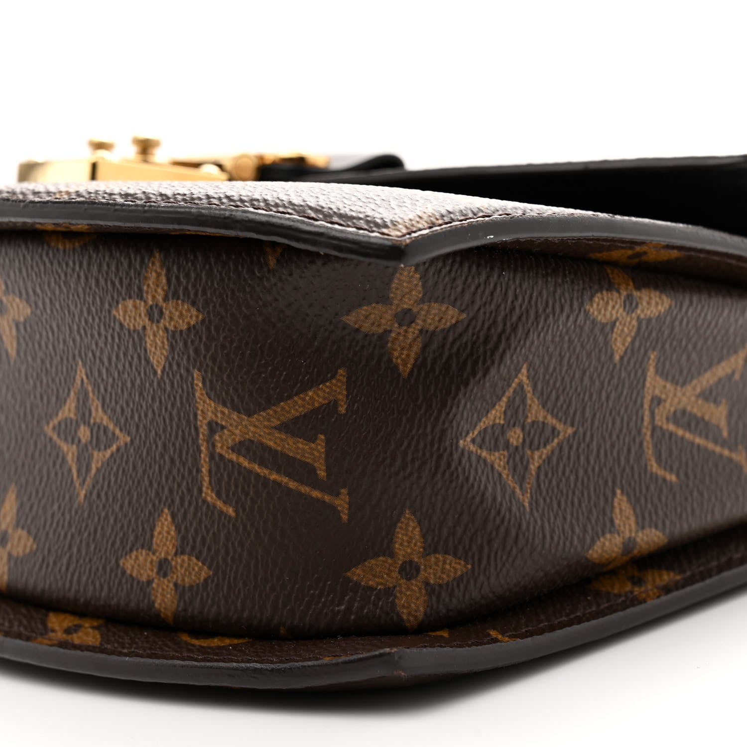 Louis Vuitton Reverse Monogram Tilsitt
