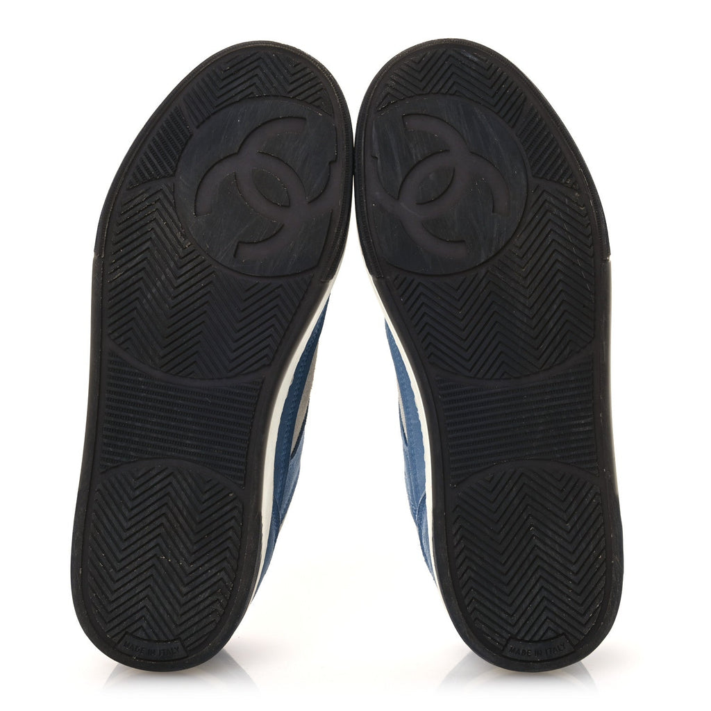 Chanel Suede Kidskin Womens CC Sneakers 37 White Blue