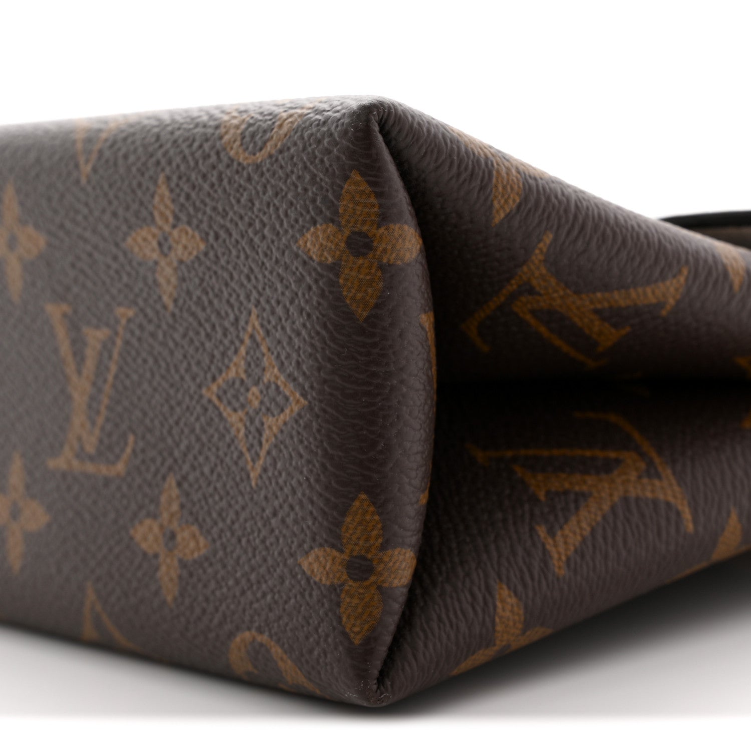 Louis Vuitton Monogram Locky BB Creme