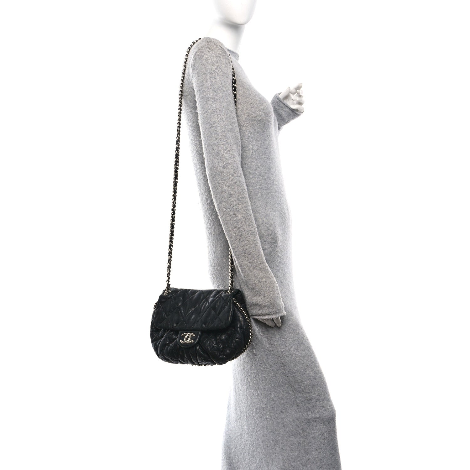 Chanel Washed Lambskin Quilted Medium Chain Around Messenger Black