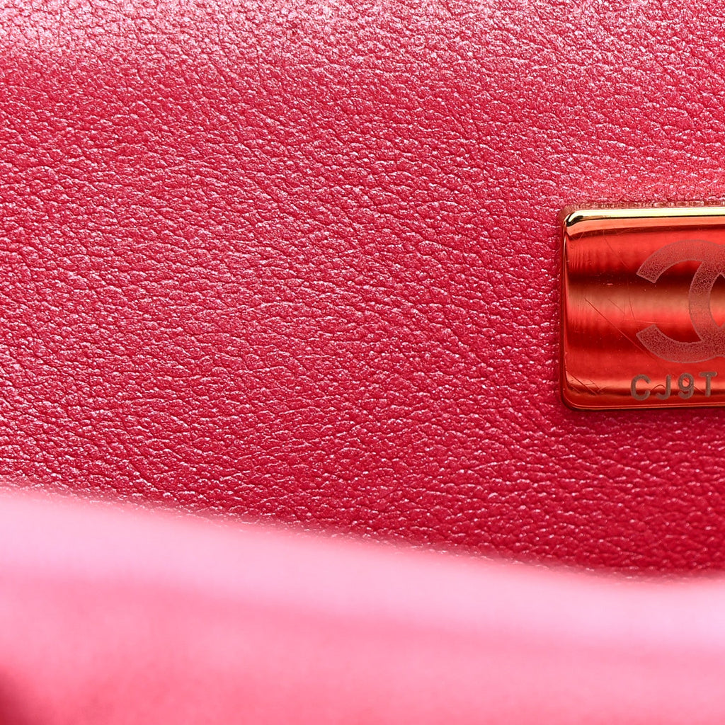 Chanel Mirror Calfskin Metallic Calfskin Quilted Hollywood Boulevard Backpack Pink