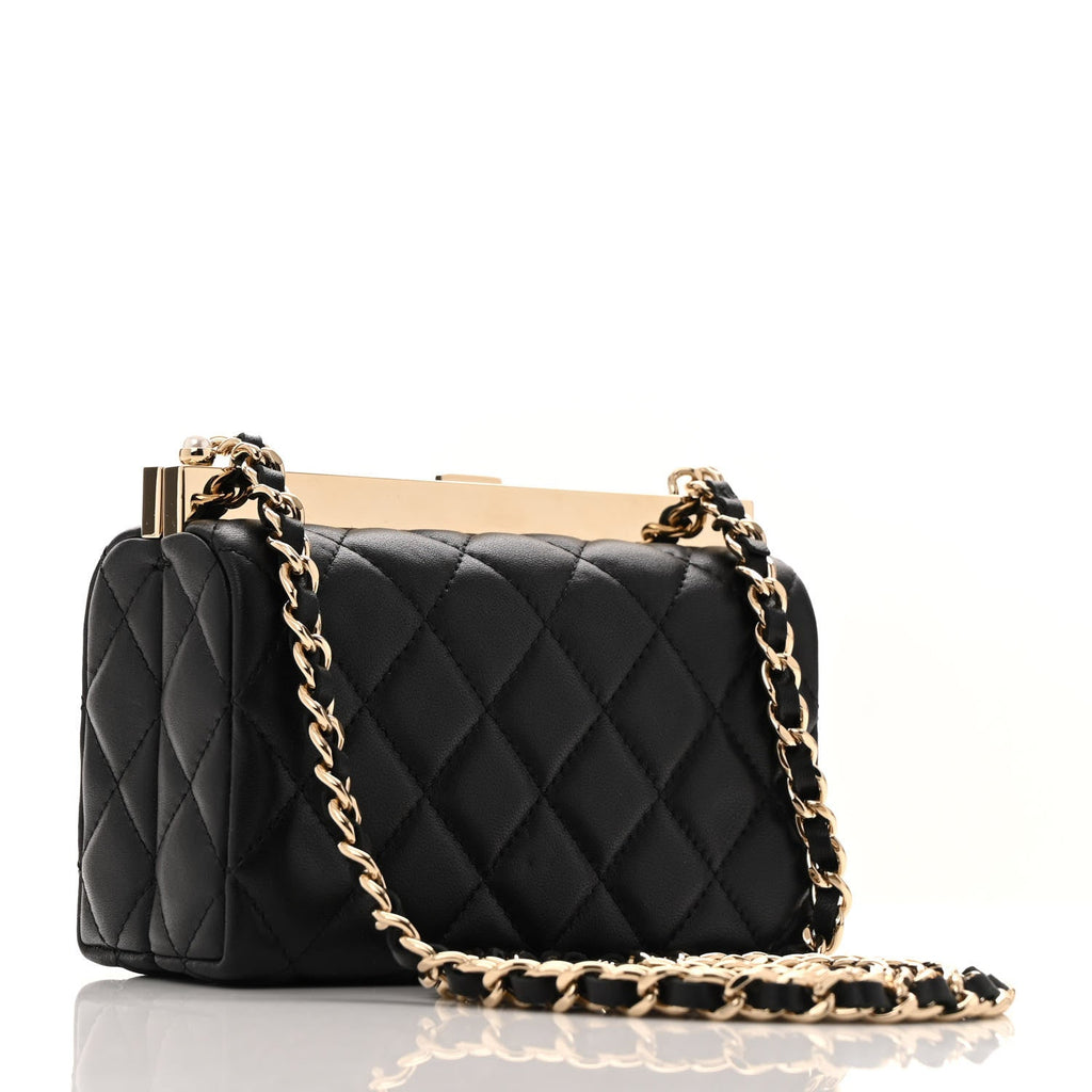 Chanel Lambskin Quilted Pearl CC Vanity Case Black