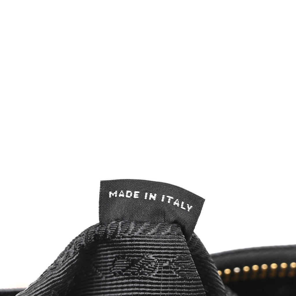 Prada Saffiano Lux Re-Edition 2005 Shoulder Bag Black