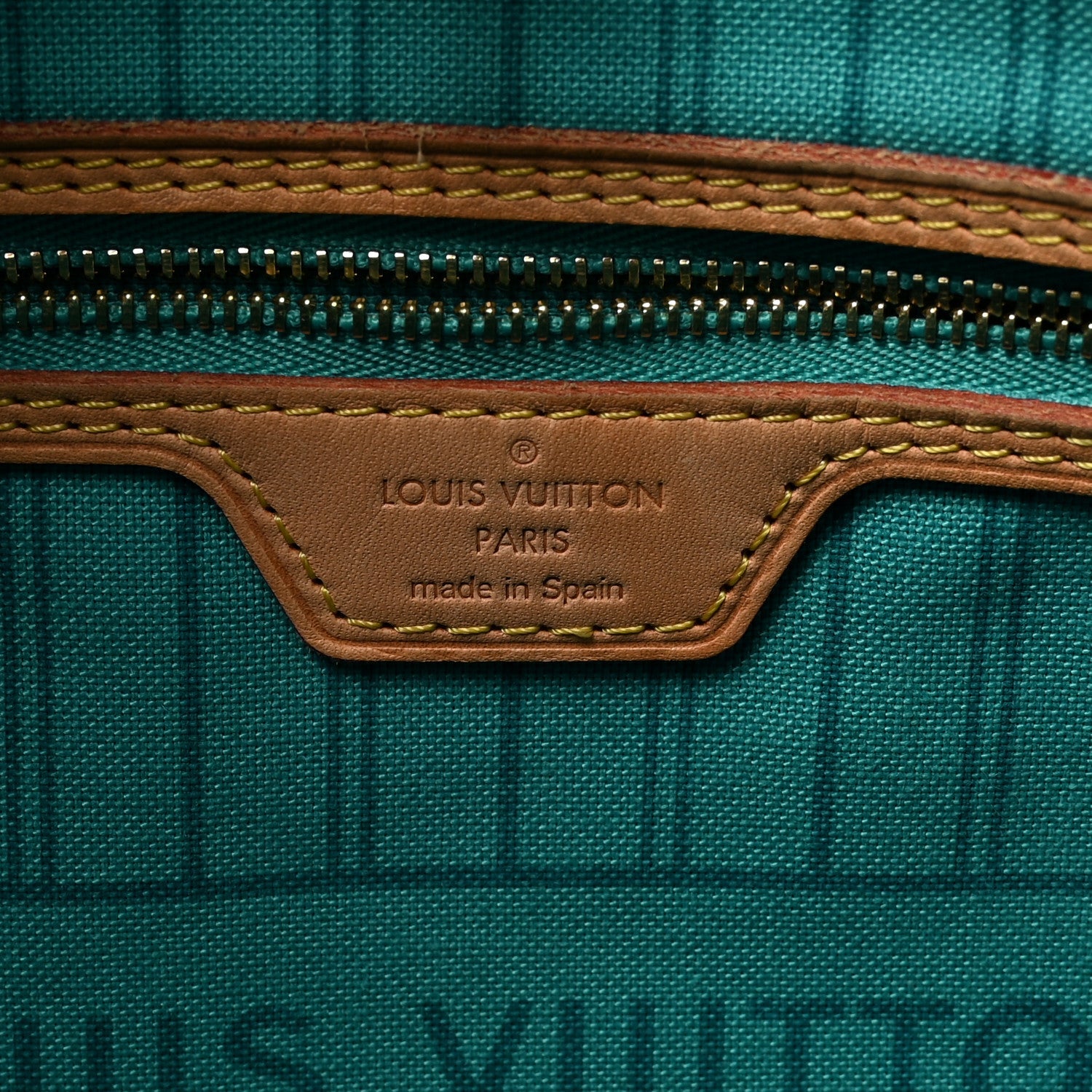 Louis Vuitton Monogram V Neverfull MM Turquoise