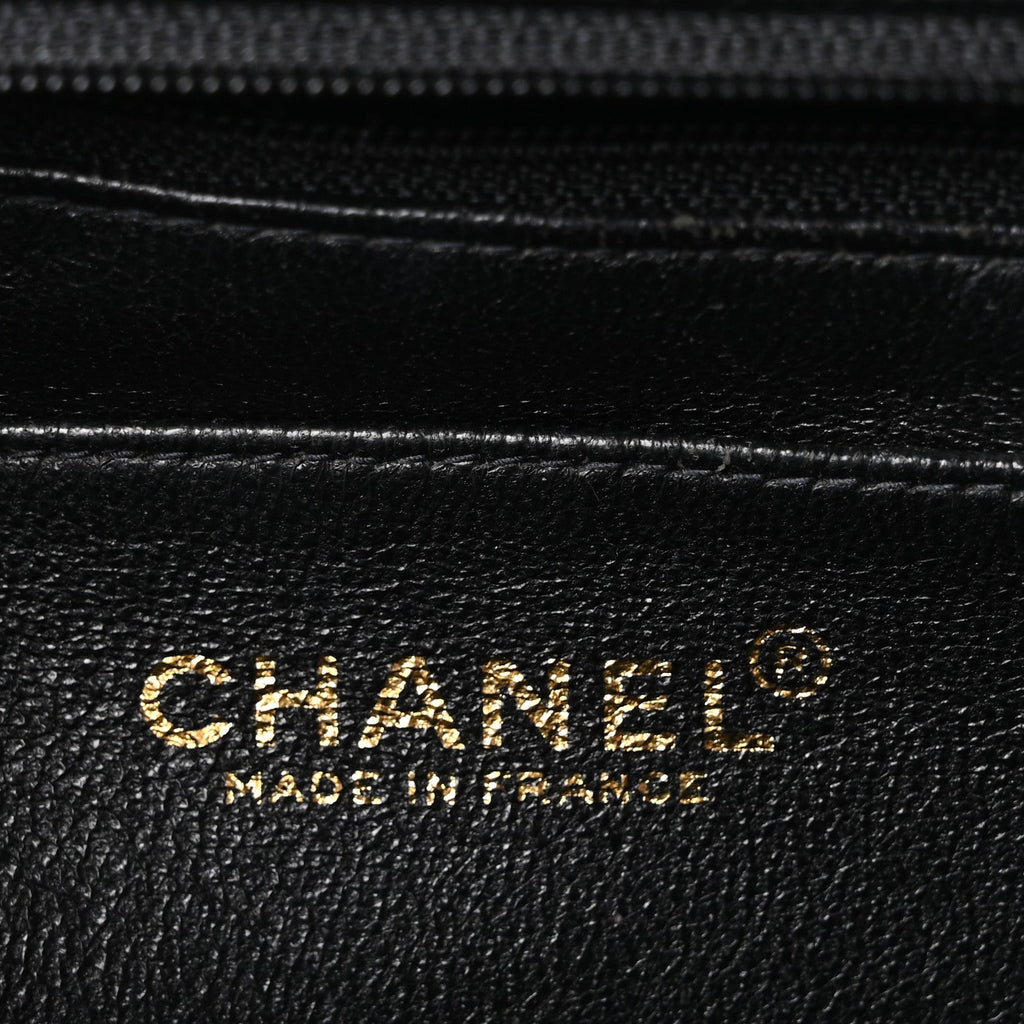 Chanel Caviar Quilted Jumbo Kelly Flap Black
