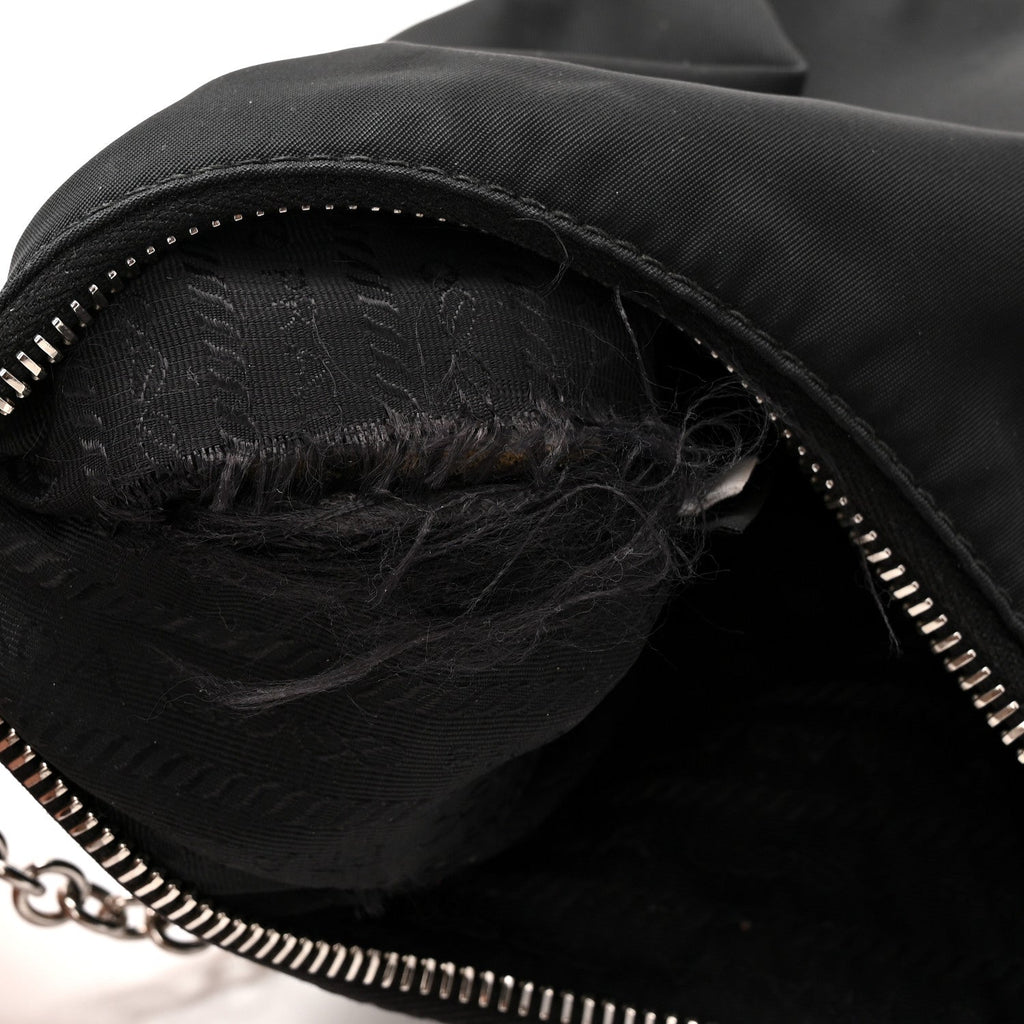 Prada Nylon Re-Edition 2005 Shoulder Bag Black
