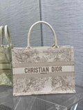 Dior Bags - 2637