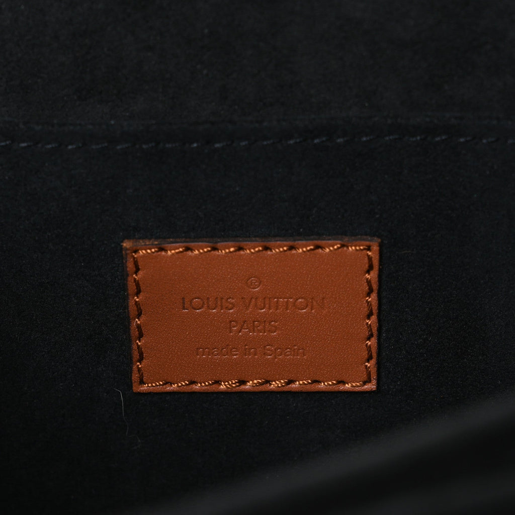 Louis Vuitton Reverse Monogram Dauphine MM