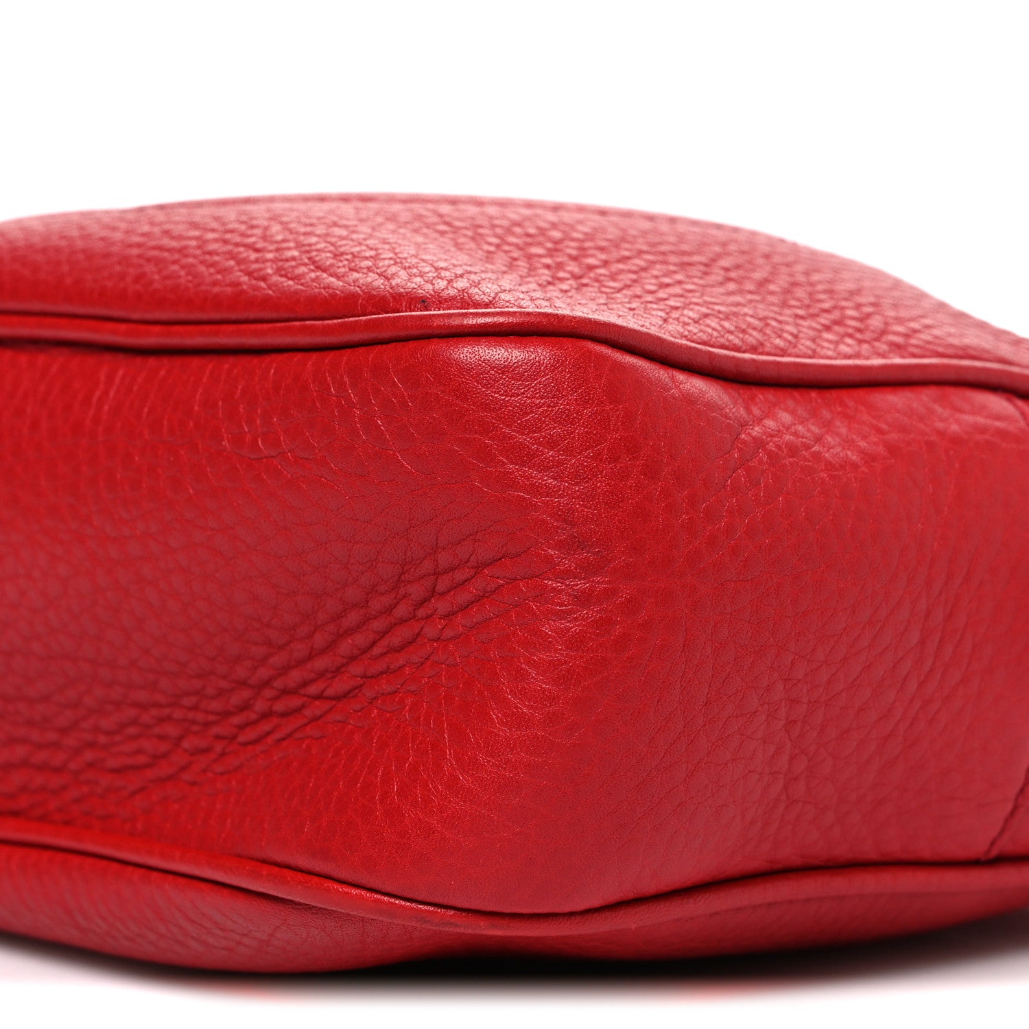Gucci Pebbled Calfskin Small Soho Disco Bag Vibrant Red