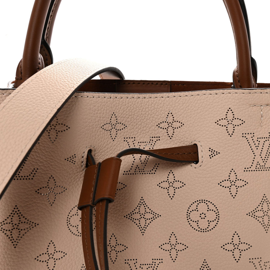 Louis Vuitton Mahina Girolata Creme