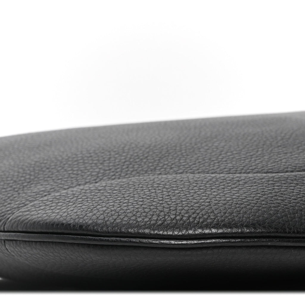 Gucci Soft Grained Calfskin Maxi B Hobo Black
