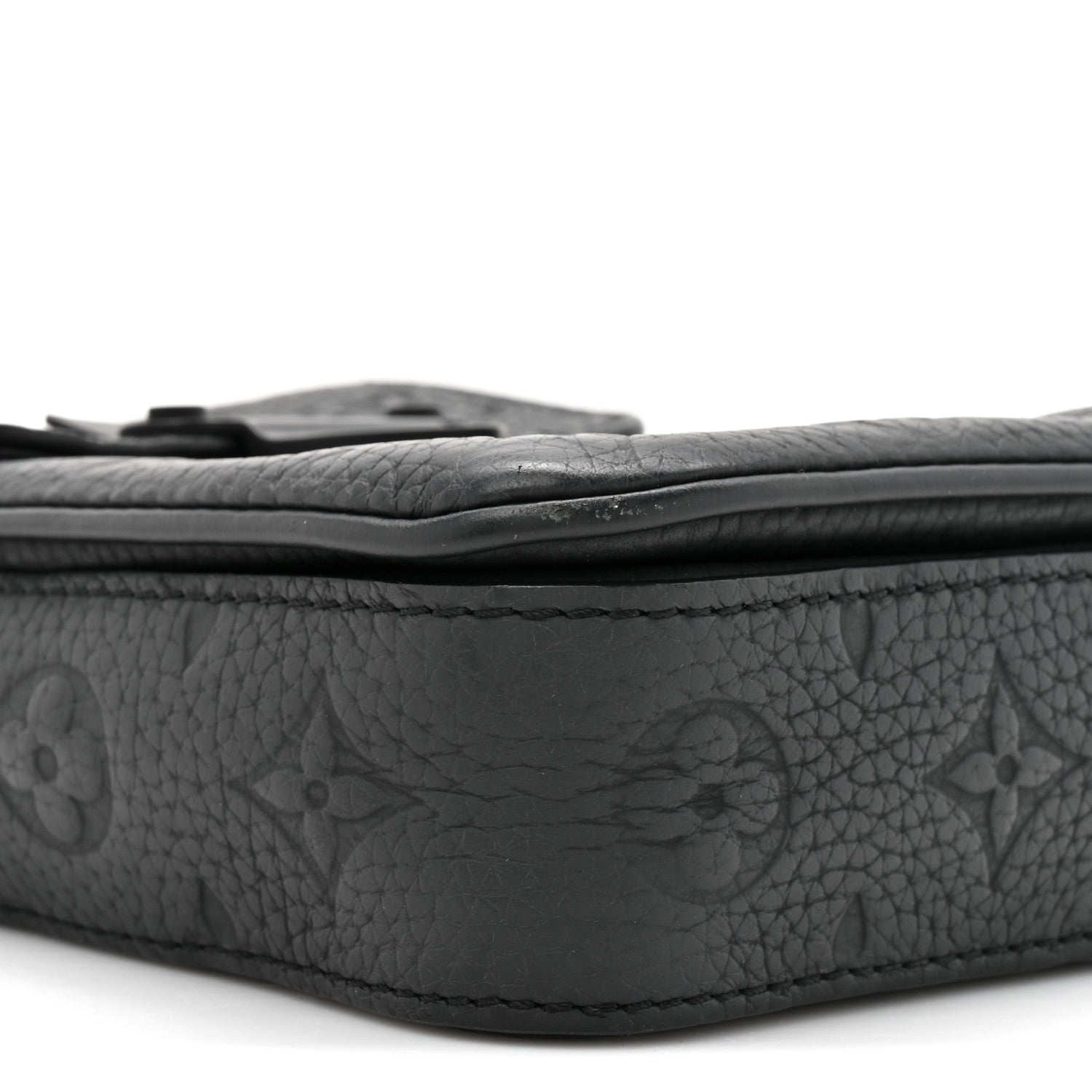 Louis Vuitton Taurillon Monogram S Lock Wearable Wallet Black