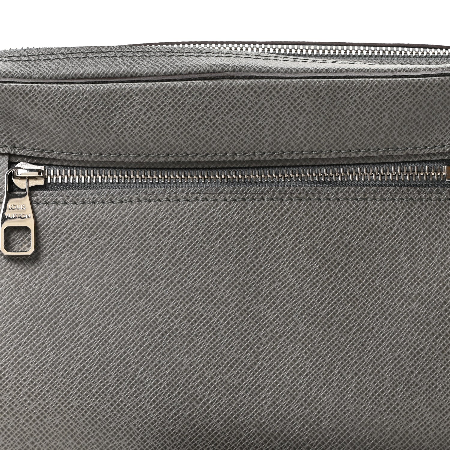 Louis Vuitton Taiga Neo Pavel Glacier