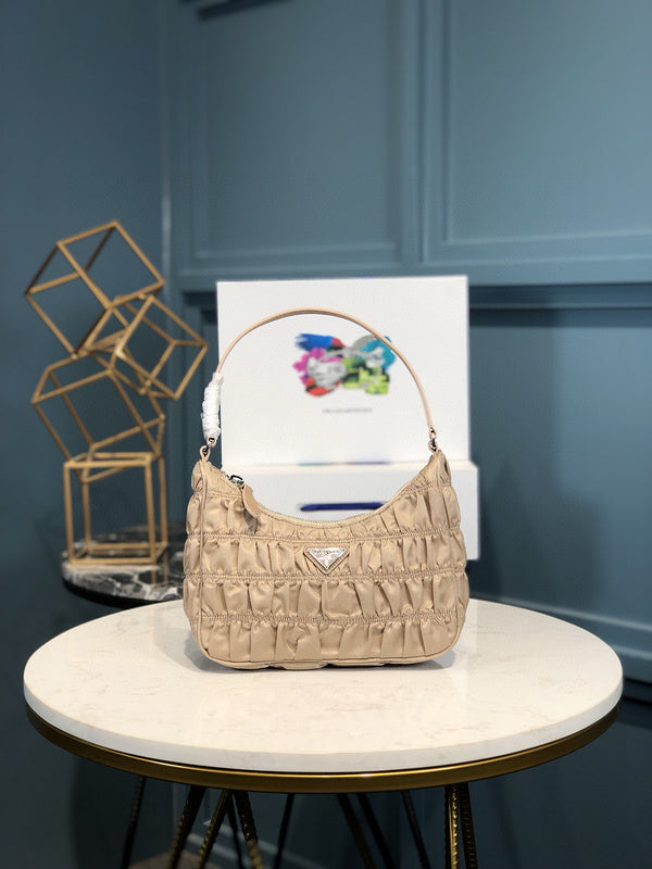 Prada Bags - 7386
