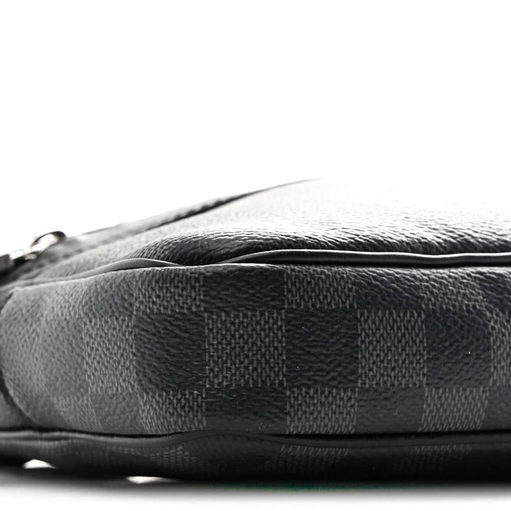 Louis Vuitton Damier Graphite Scott Messenger