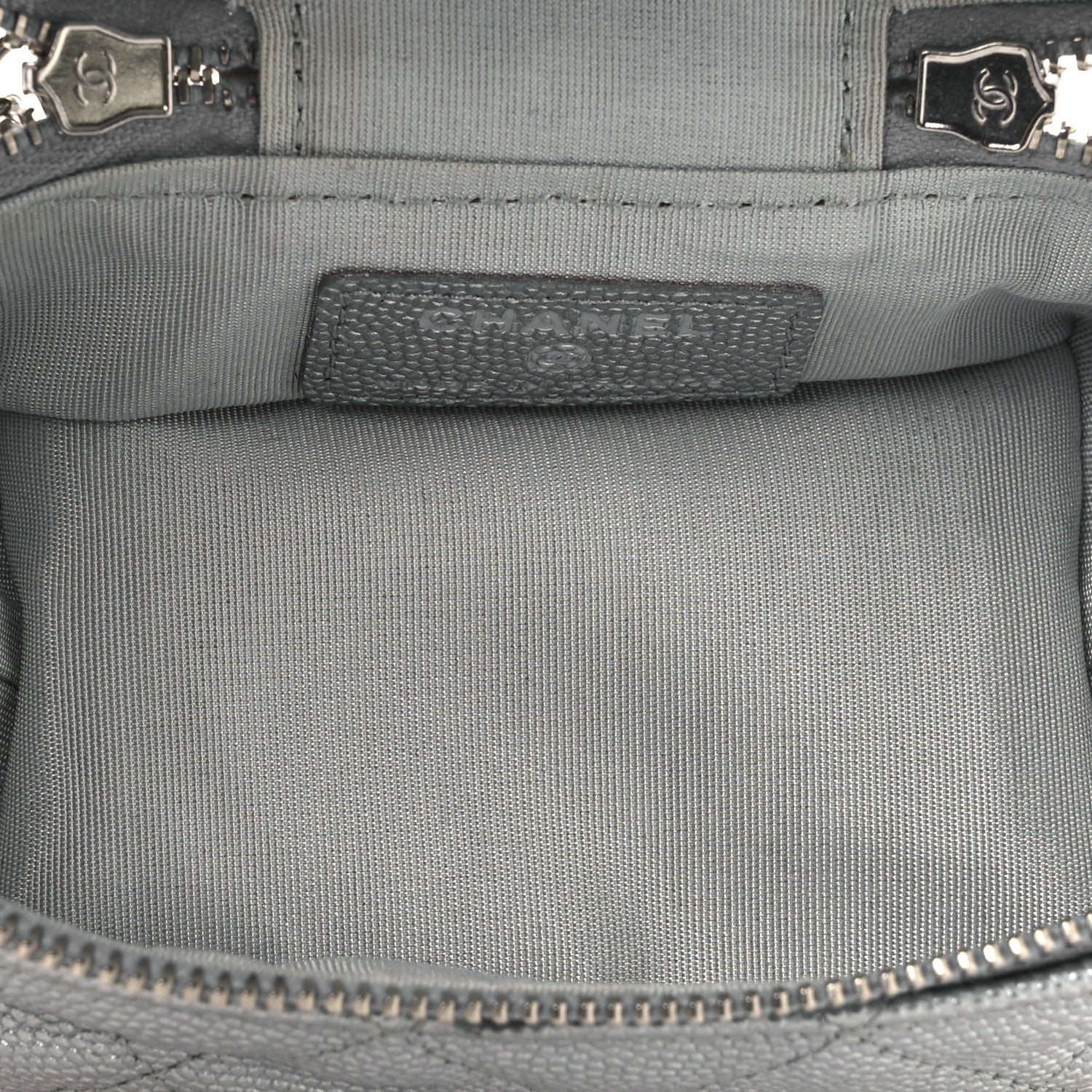 Chanel Metallic Caviar Quilted Mini Top Handle Vanity With Chain Silver