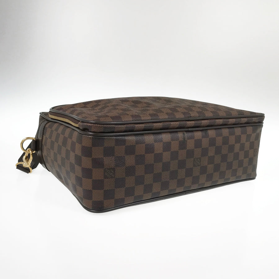 LOUIS VUITTON Damier Ikar Briefcase