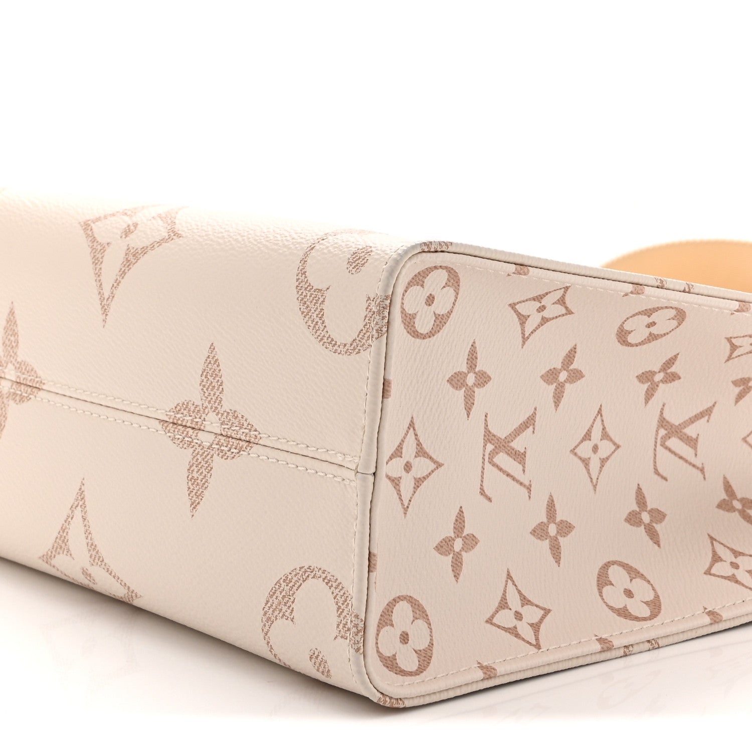 Louis Vuitton Monogram Dune Giant Onthego PM