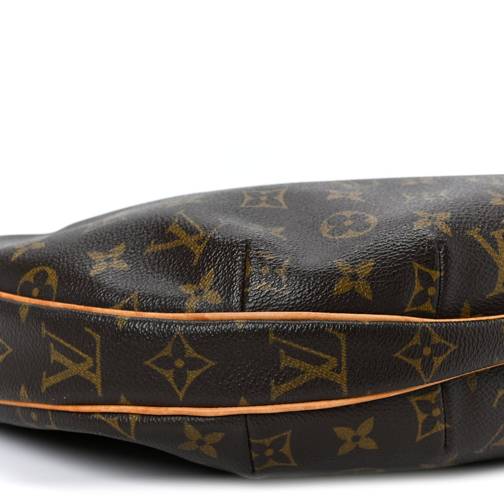 Louis Vuitton Monogram Croissant MM