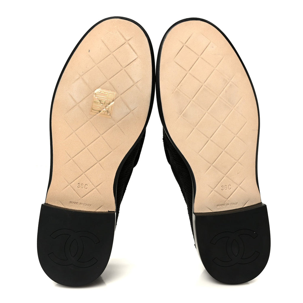 Corduroy Quilted CC Turnlock Loafers 36 Black