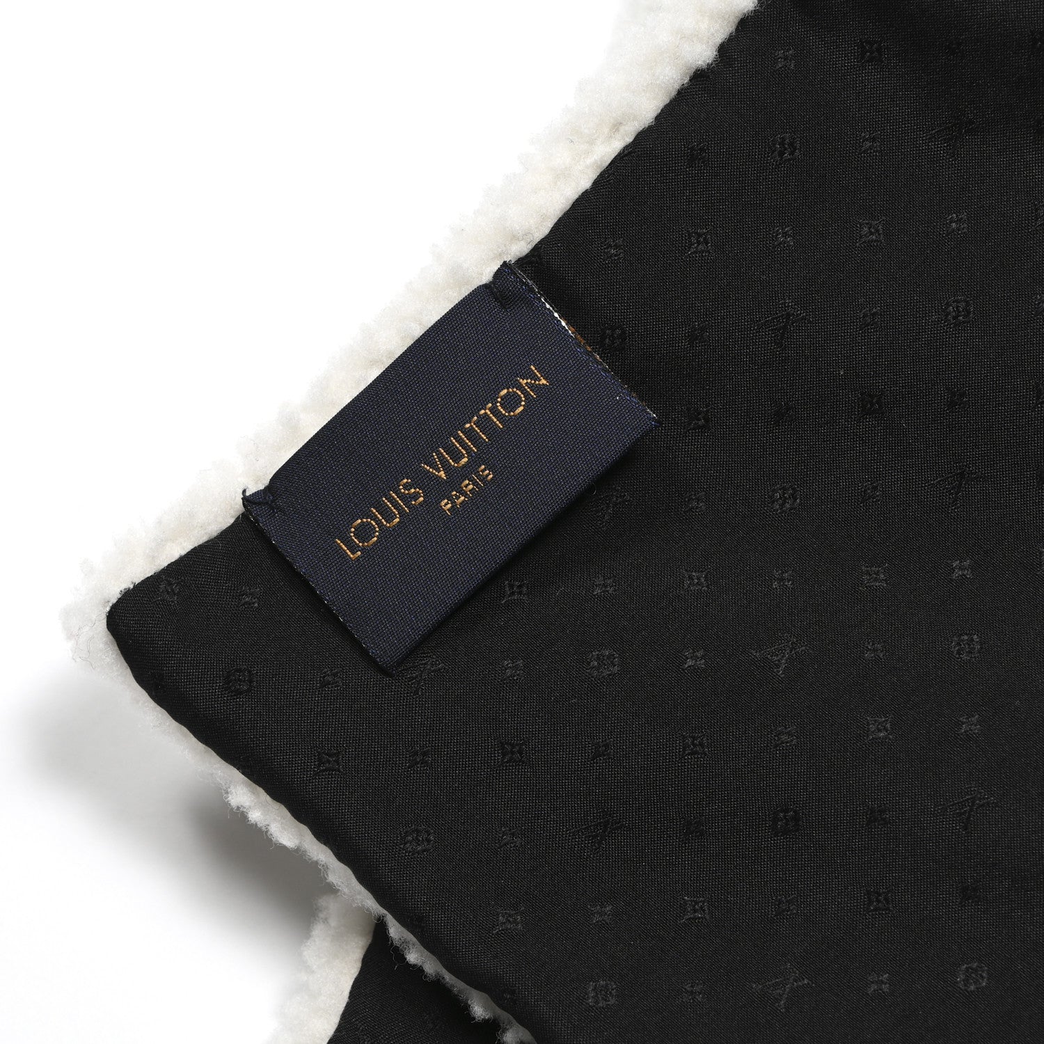 Louis Vuitton Shearling Tuffetage Scarf