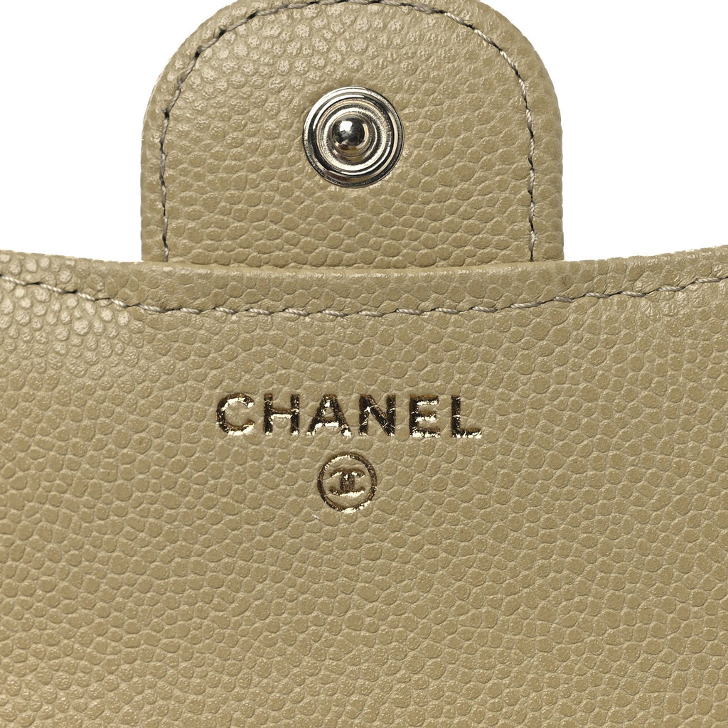 Caviar Quilted Compact Flap Wallet Light Green
