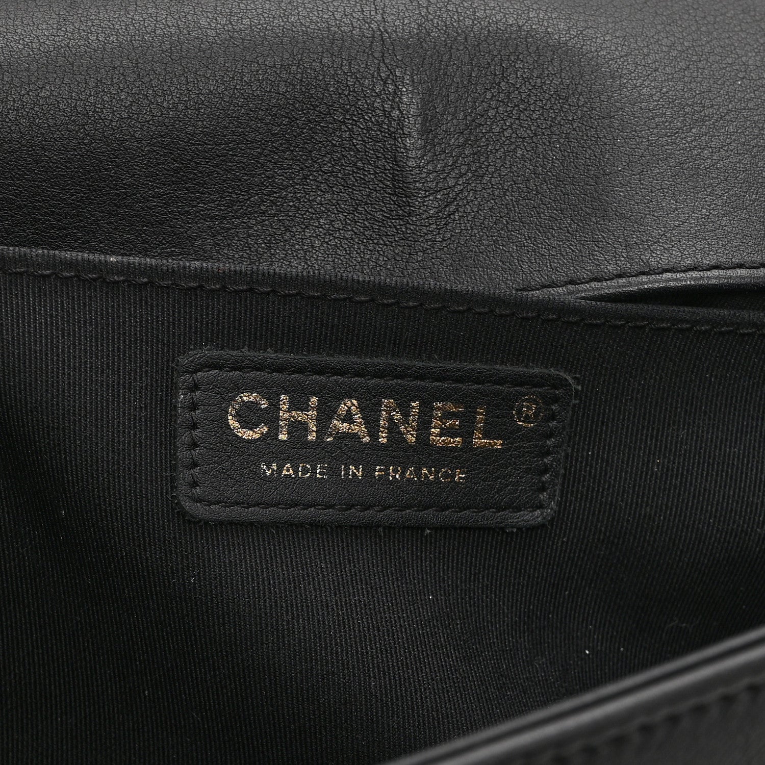 Chanel Metallic Crumpled Goatskin Medium Boy Flap Black Gold