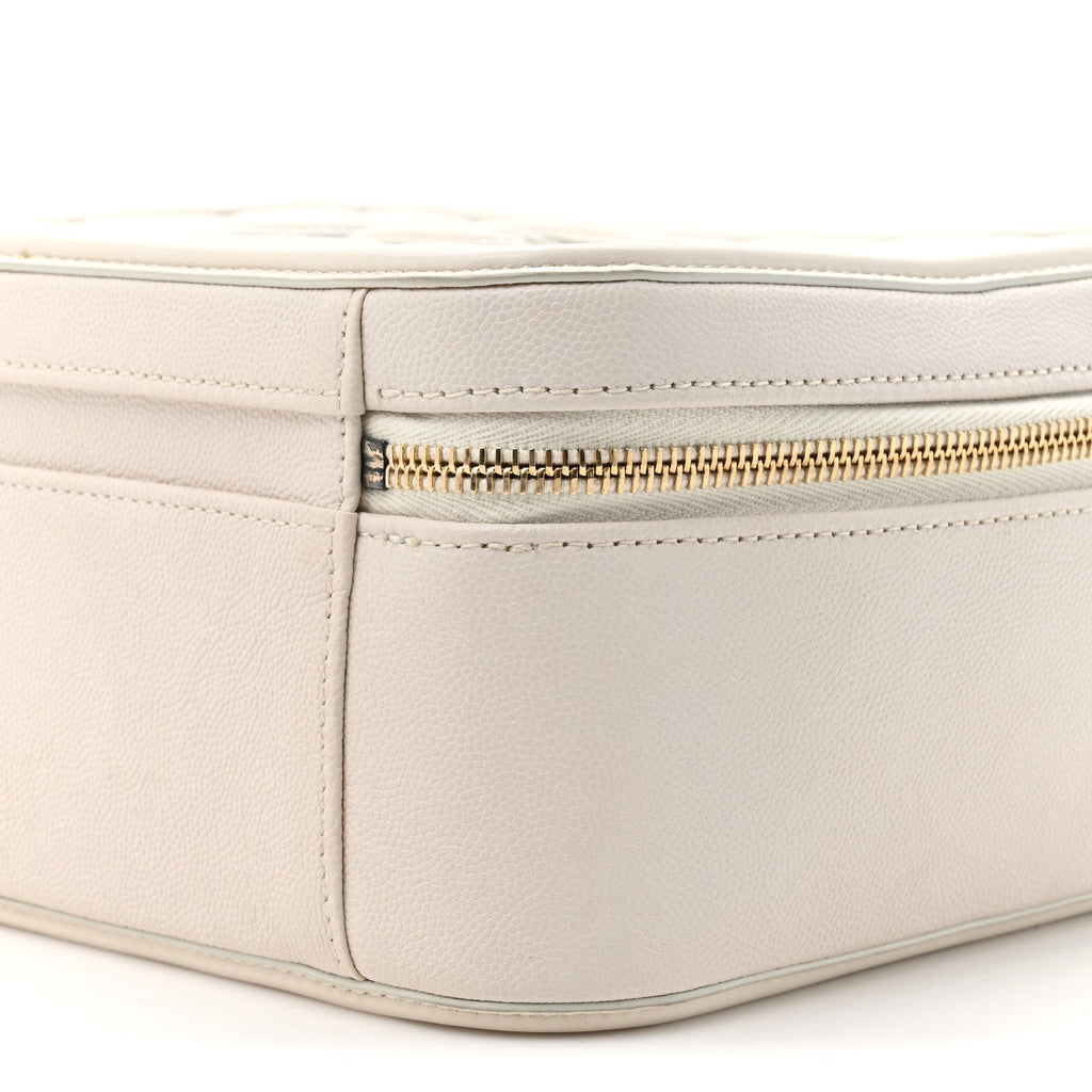 Chanel Caviar Quilted Large CC Filigree Vanity Case White