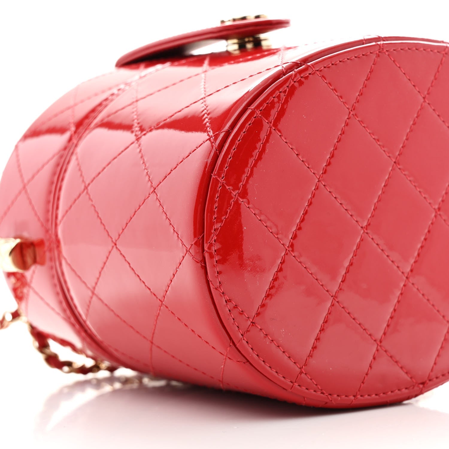 Chanel Patent Quilted Small Round Vanity With Chain Red