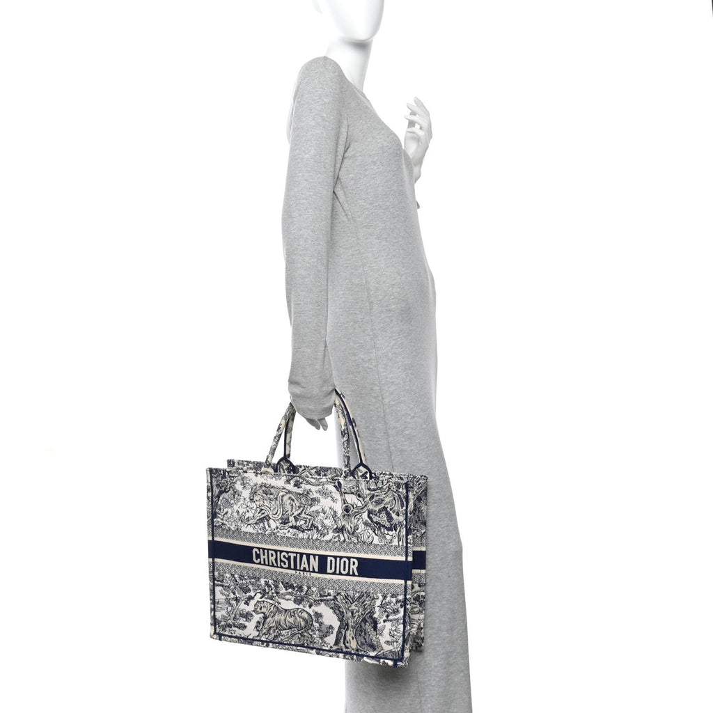 Christian Dior Canvas Embroidered Large Dioriviera Toile De Jouy Book Tote Blue