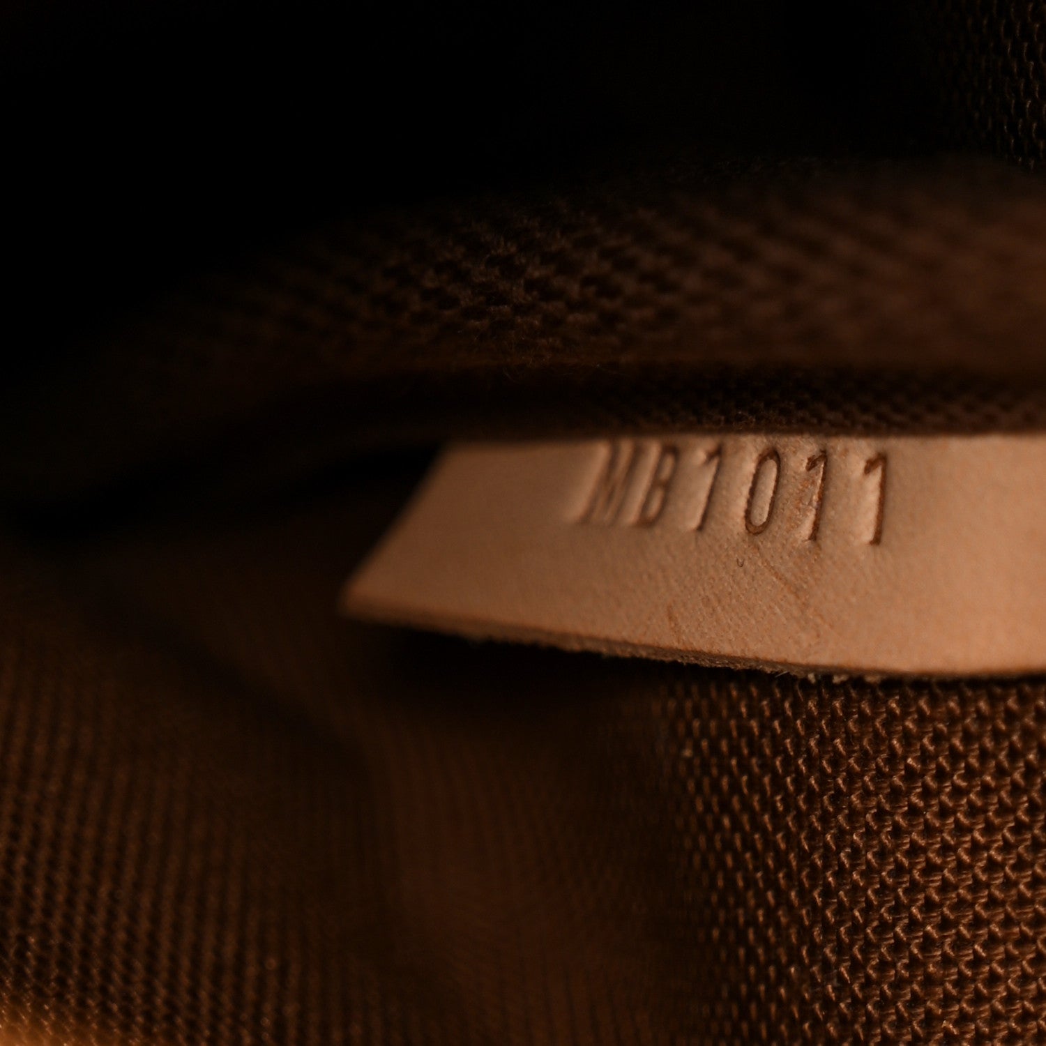 Louis Vuitton Monogram Saumur 30