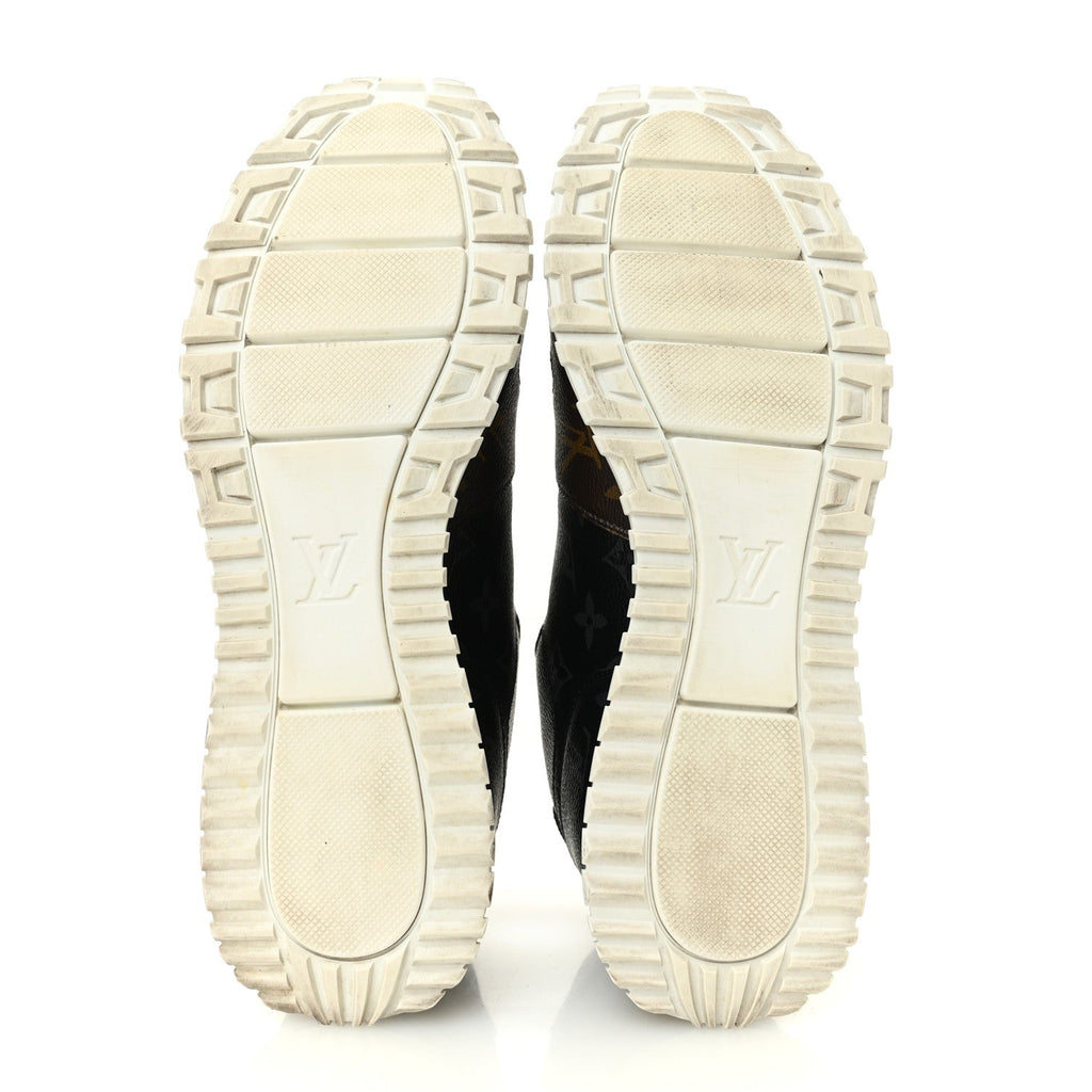 Louis Vuitton Monogram Mix Mens Run Away Sneakers 9 Ebene