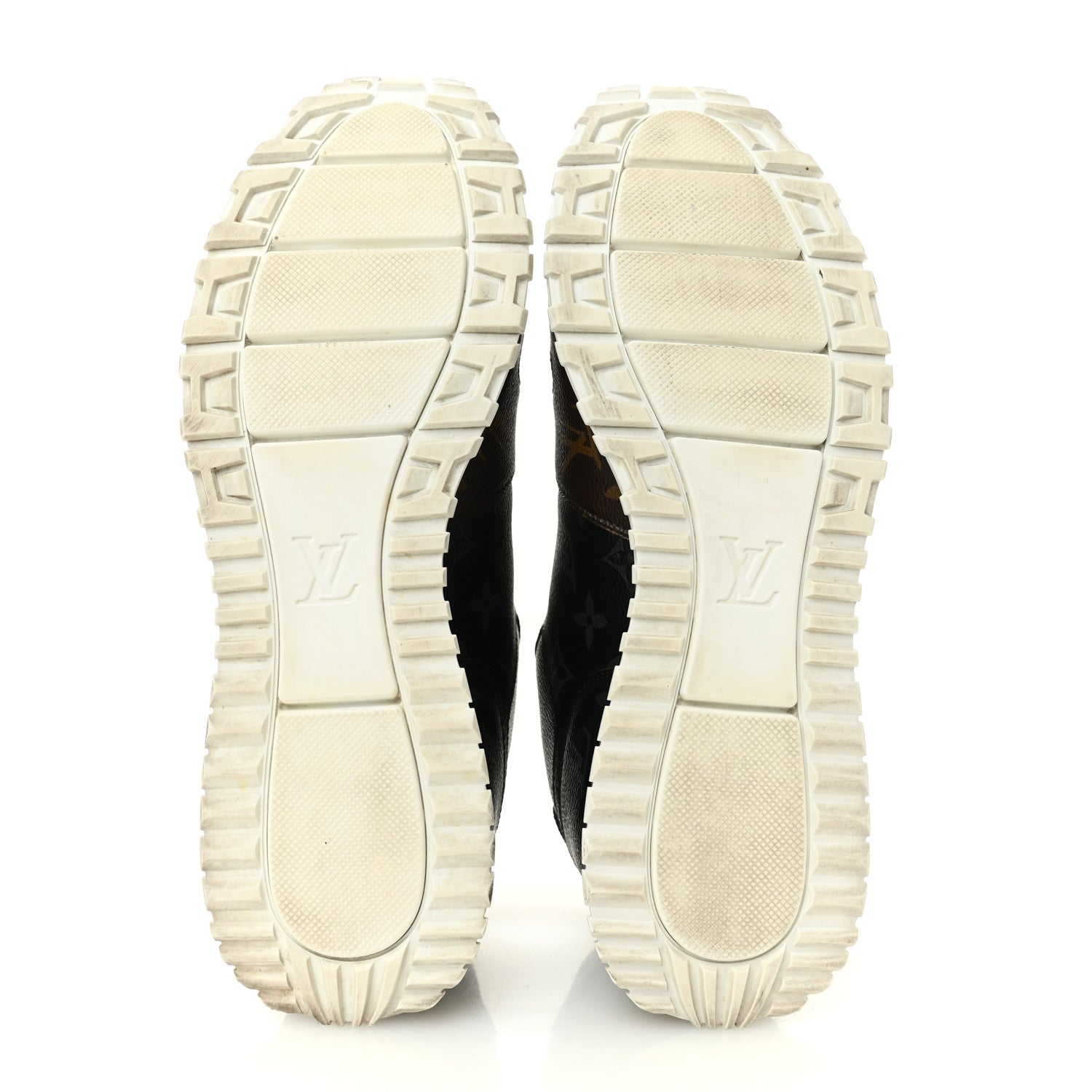 Louis Vuitton Monogram Mix Mens Run Away Sneakers 9 Ebene