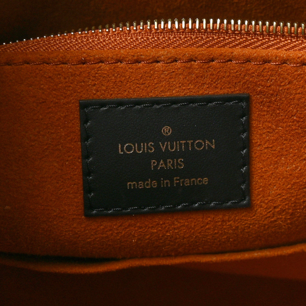 Louis Vuitton Empreinte Monogram Giant Onthego MM Black