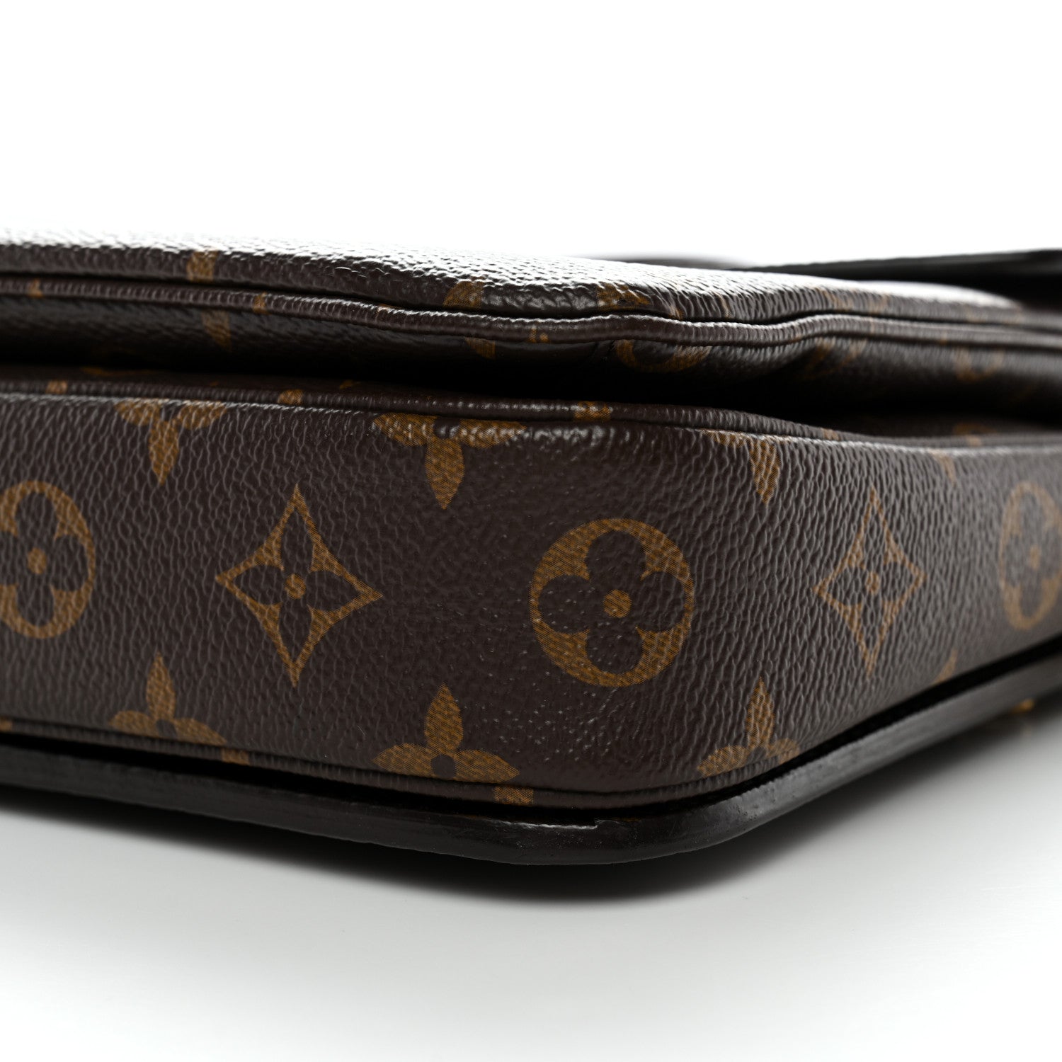 Louis Vuitton Monogram Pochette Metis