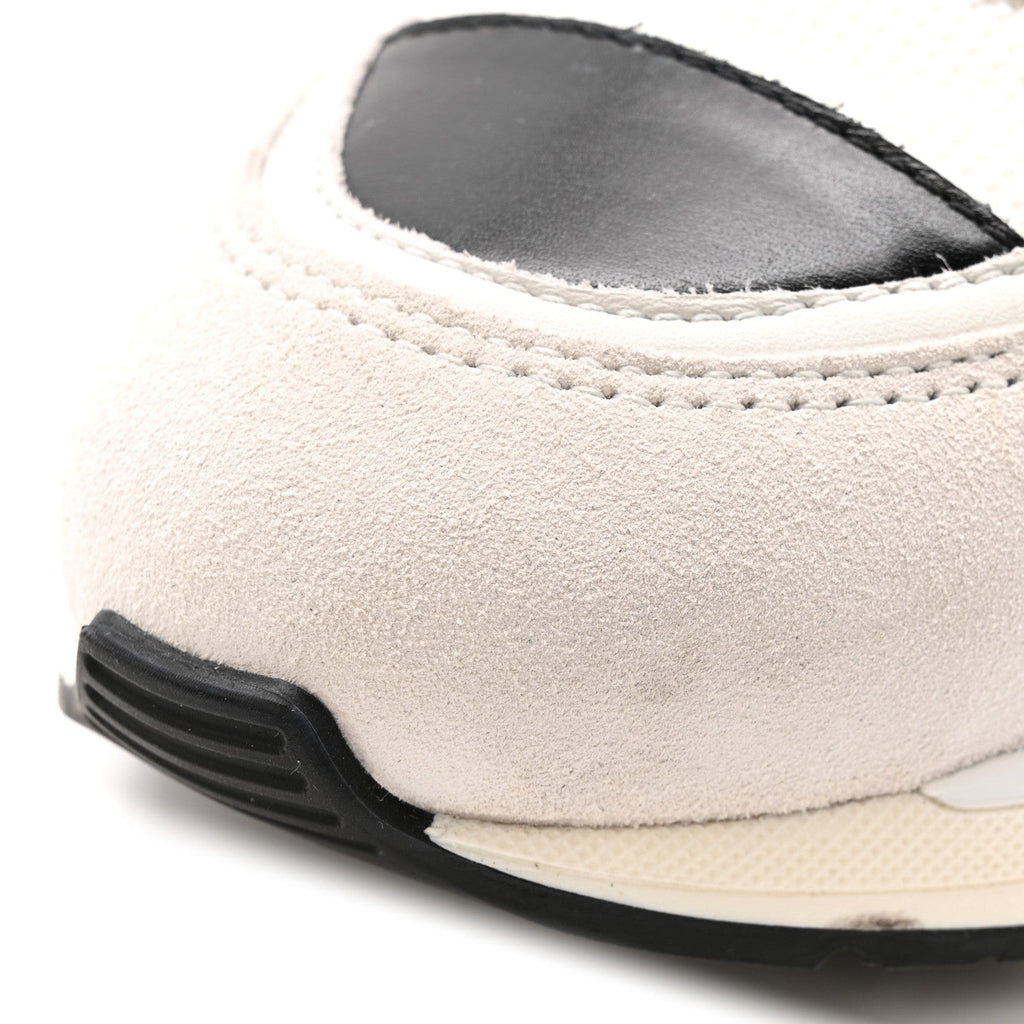 Mixed Fibers Suede Shiny Calfskin Womens CC Sneakers 39 White