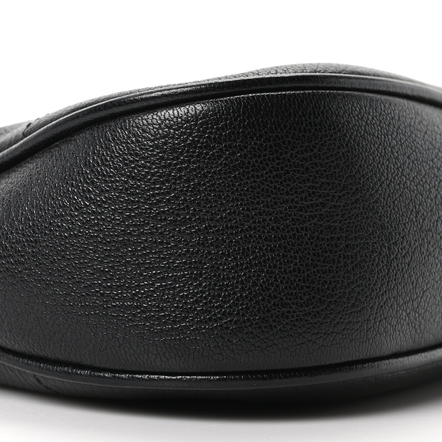 Gucci Goatskin Small Aphrodite Shoulder Bag Black