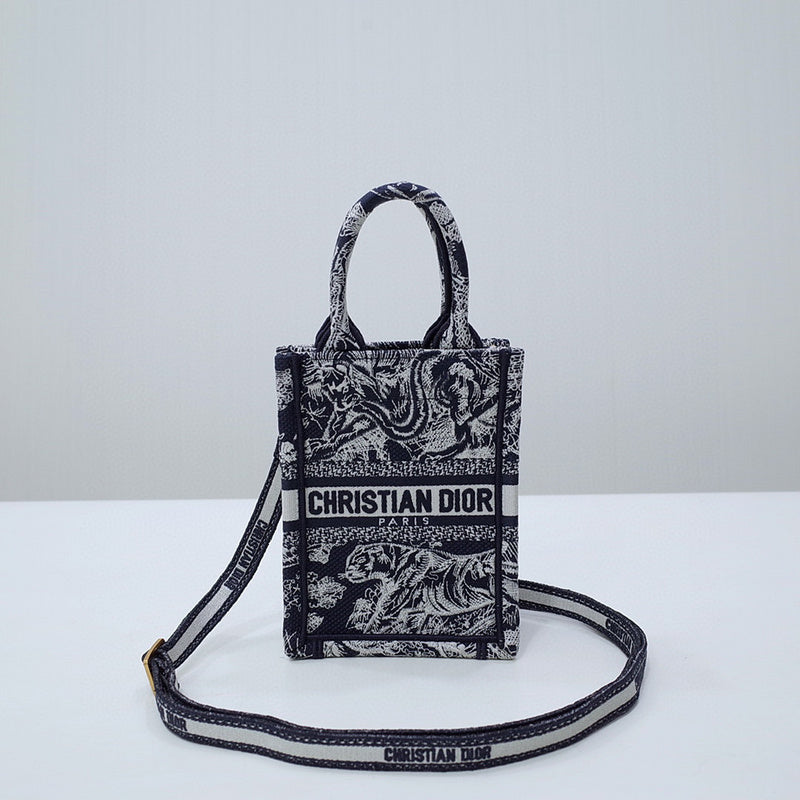 Dior Bags - 3827