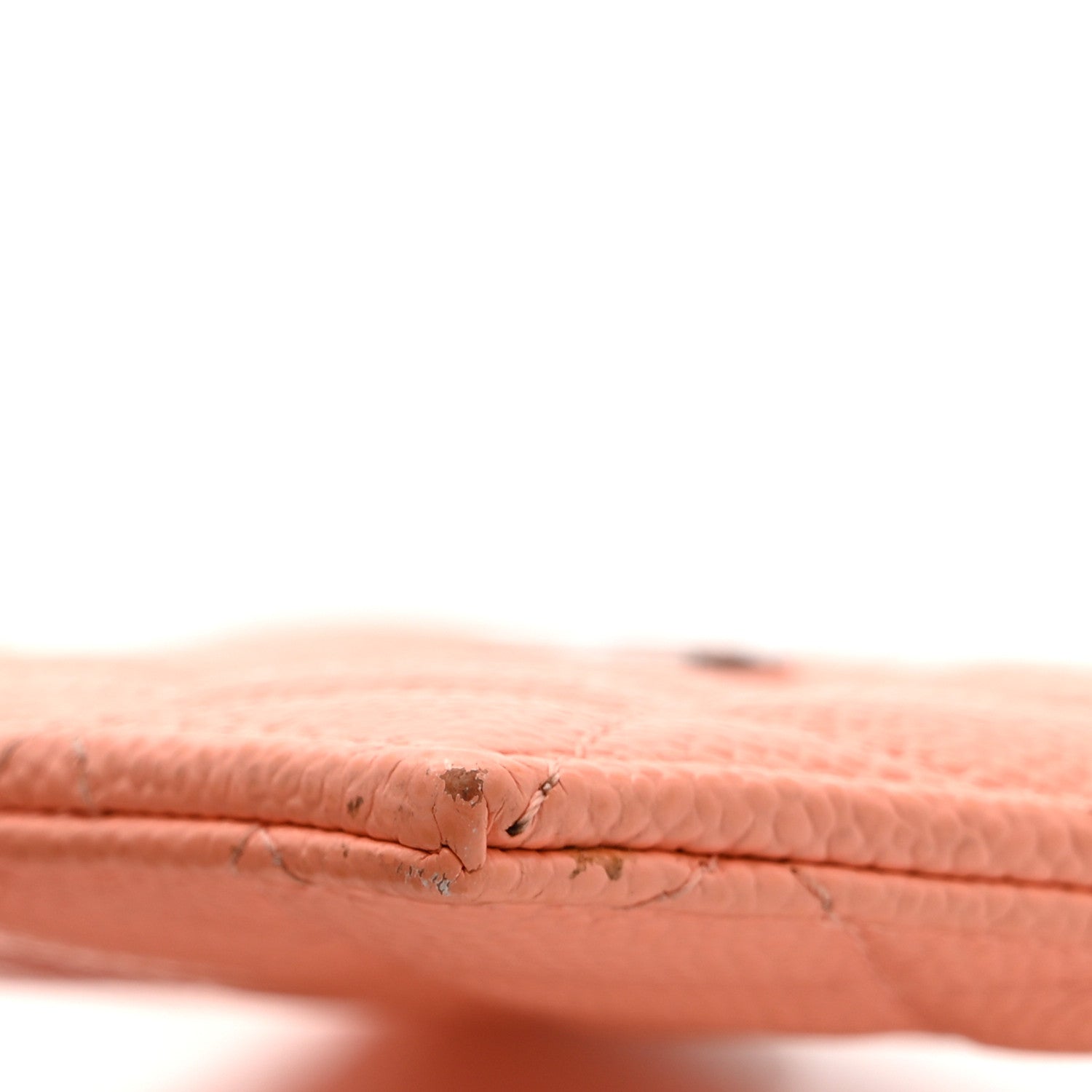 Caviar Quilted CC Zip Card Holder Pink
