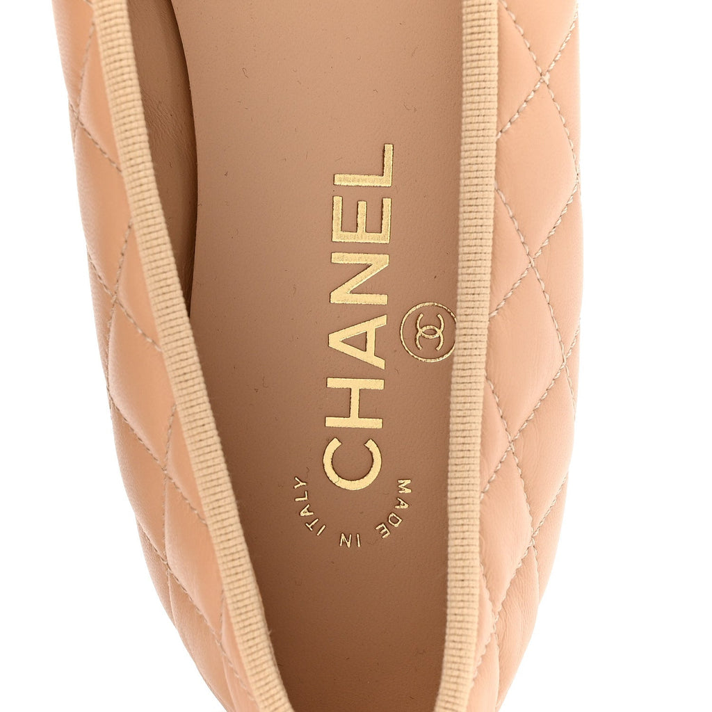 Lambskin Quilted CC Cap Toe Ballerina Flats 40 Beige Black