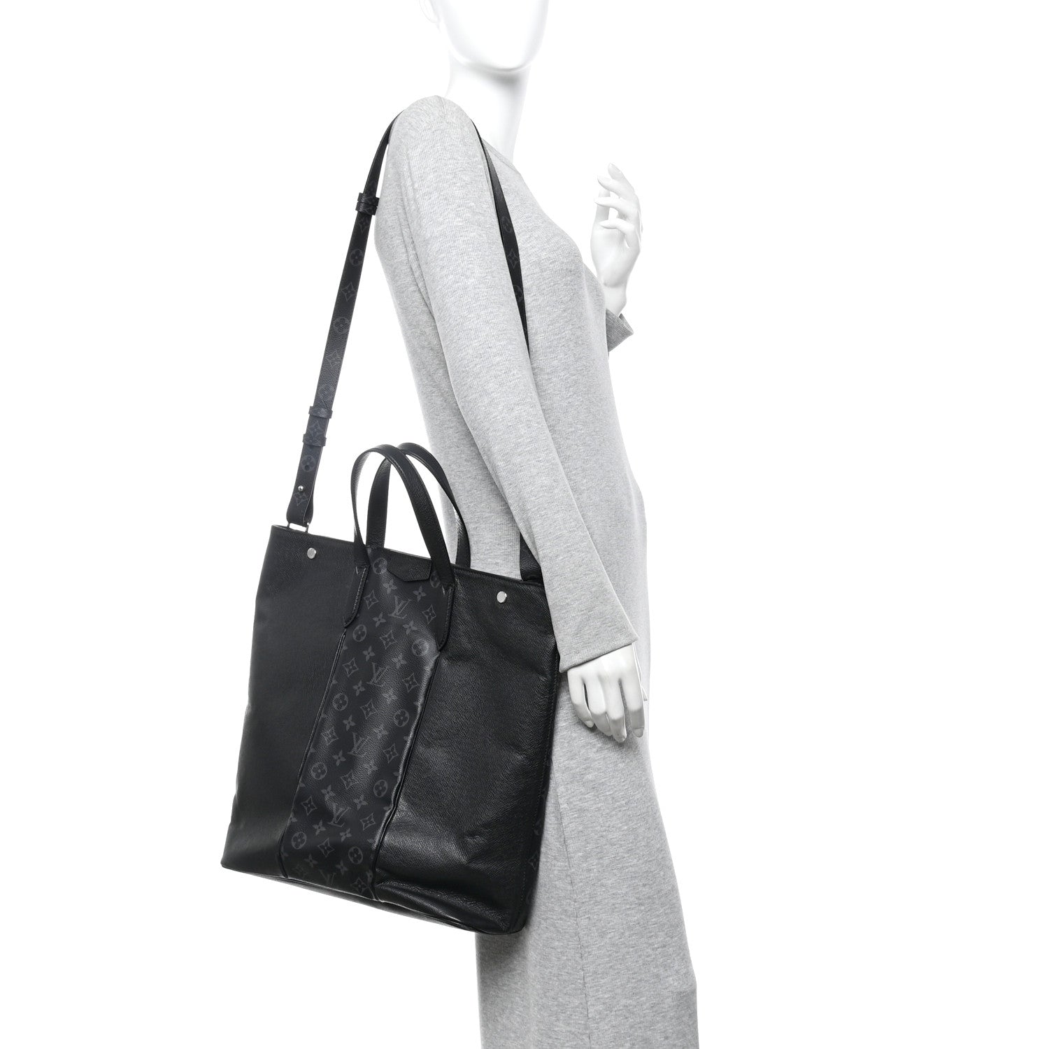 Louis Vuitton Taiga Monogram Eclipse Outdoor Tote Black