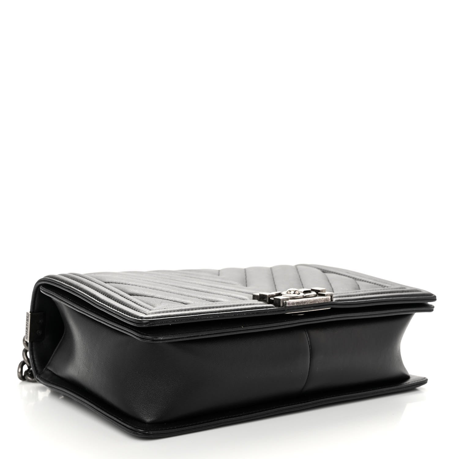 Chanel Calfskin Chevron Quilted New Medium Boy Flap Black