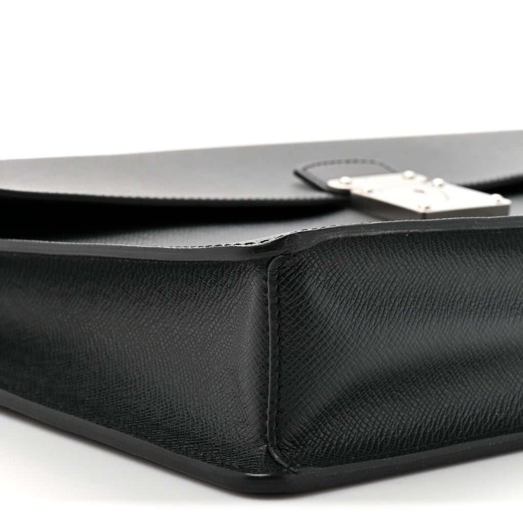 Louis Vuitton Taiga Neo Robusto 2 Compartment Briefcase Black