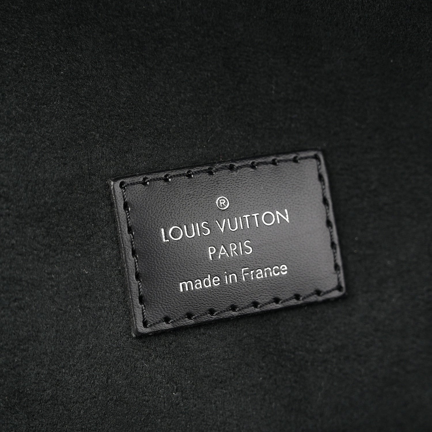 Louis Vuitton Epi Cluny MM Black