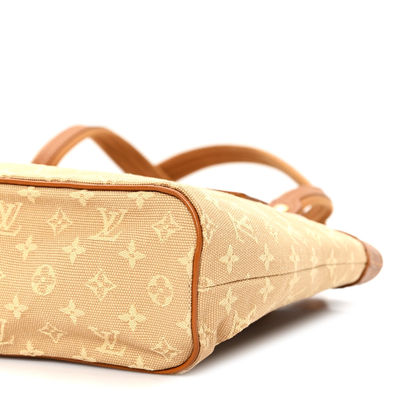 Louis Vuitton Mini Monogram LUCILLE PM Beige