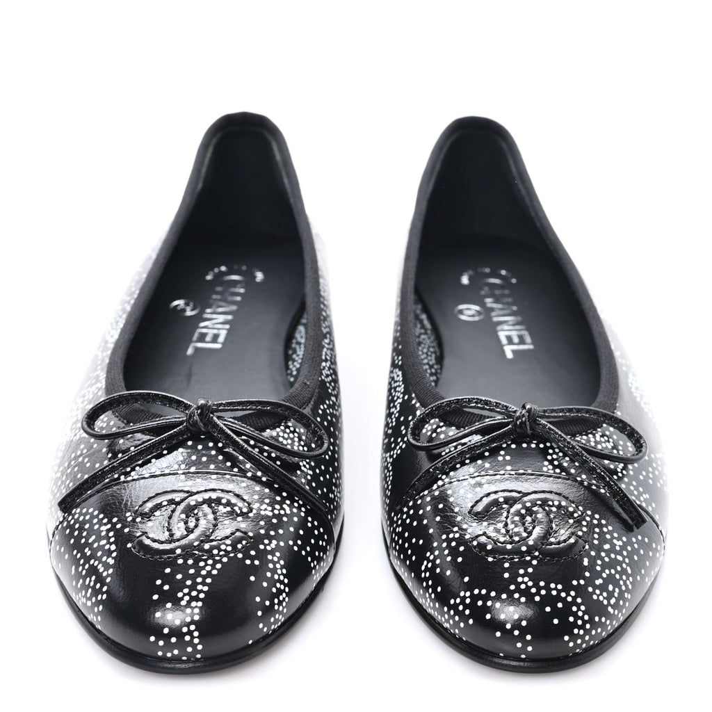 Calfskin Camellia Printed Cap Toe Ballerina Flats 36 Black White