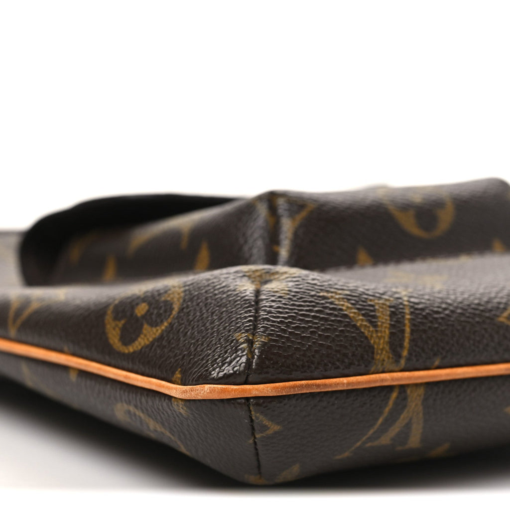 Louis Vuitton Monogram Partition Wristlet