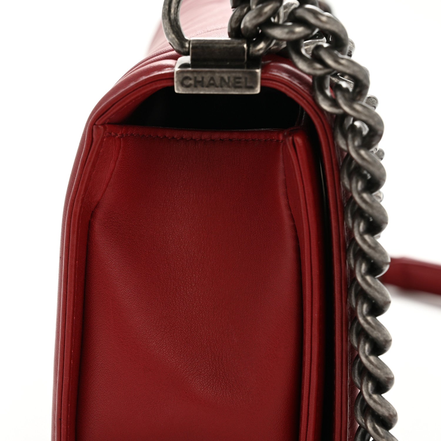 Chanel Lambskin Chevron Quilted Medium Boy Flap Red
