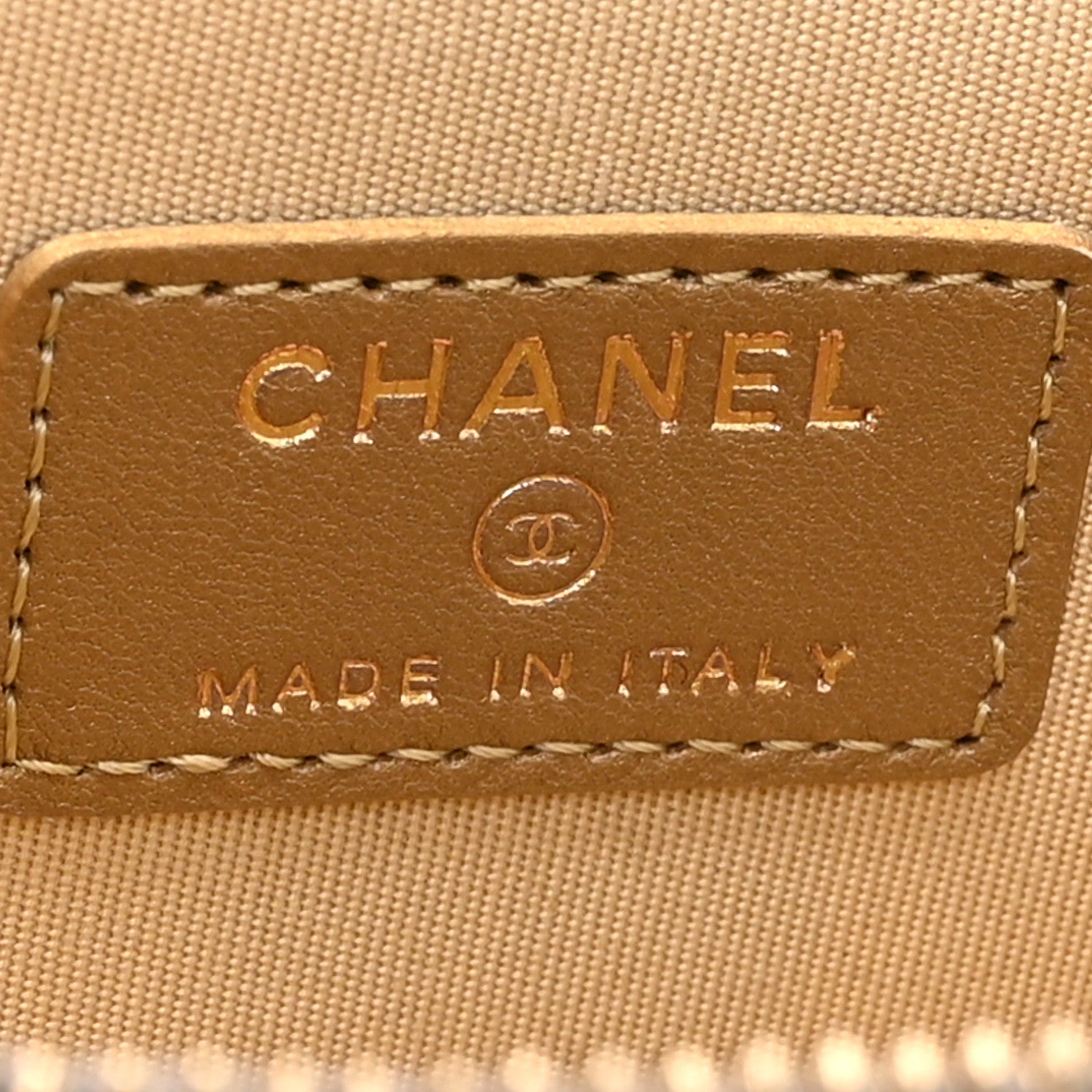 Chanel Lambskin Quilted Pearl Crush Mini Vanity Case With Chain Light Purple